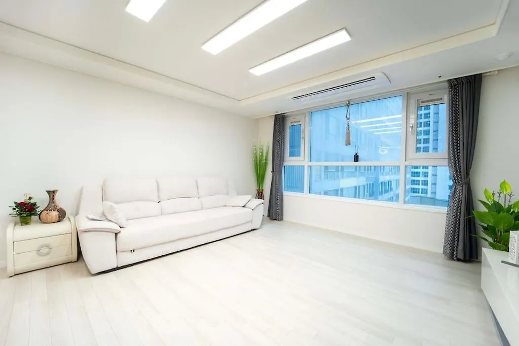 Haeundae Chocho House Stay 1 Busan 0*,  South Korea